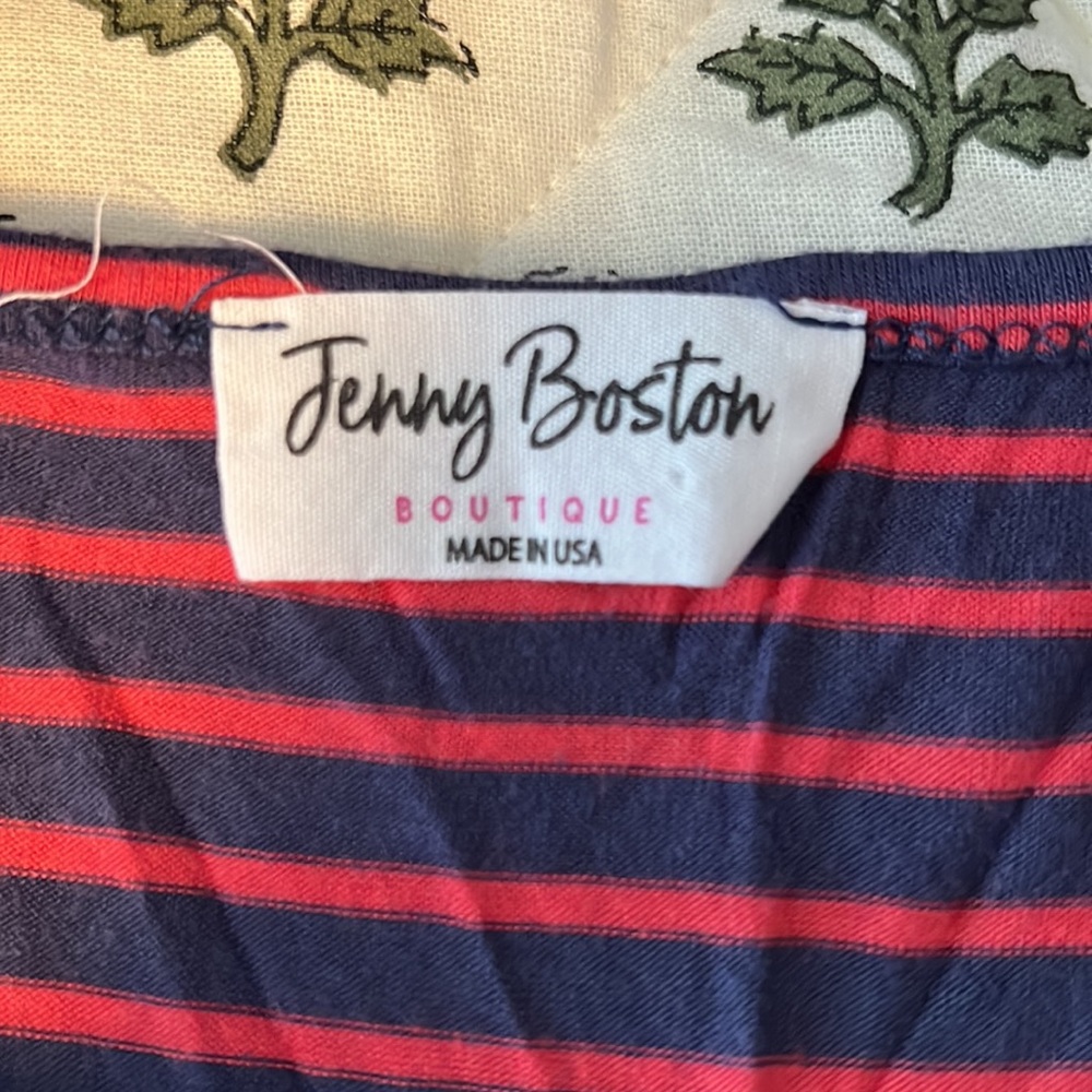 Jenny Boston Tank - Picture 4 of 4
